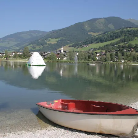 Large Mountain View In Walchen Salzburgerland With Balcony Apartmán Piesendorf